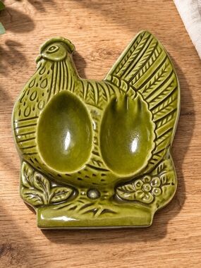 Vintage Avocado Green Chicken Spoon Rest USA CF44 Farmhouse Retro Kitchen